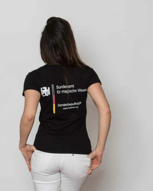 Schwarzes Girlie-Shirt Sonderbeauftragte (Foto: Barbara Frommann)
