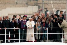 Papst Benedikt XVI. bei seiner Ankunft im Hafen von Malta am 18.04.2010 (Foto: istock)